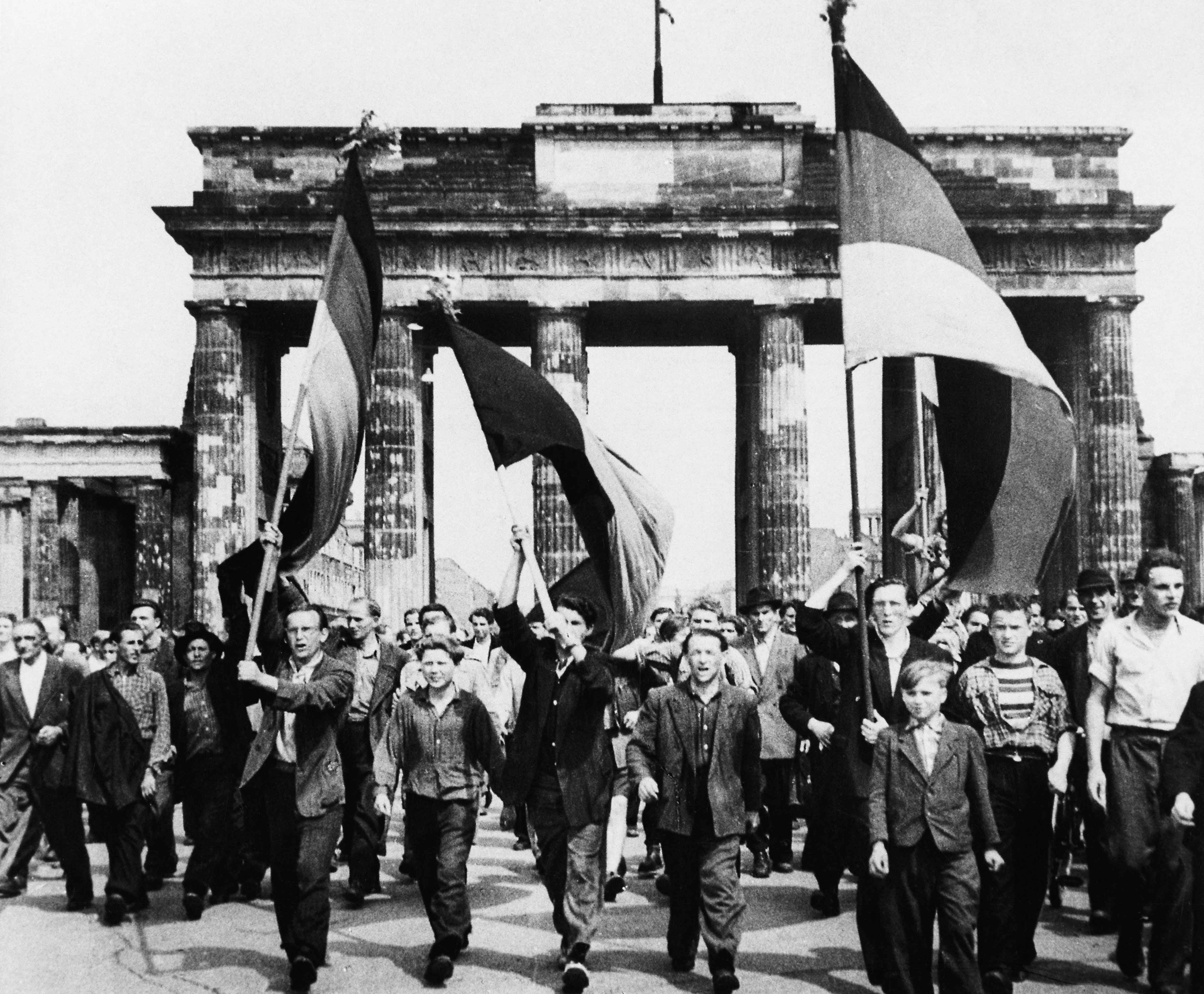 01-Bundesregierung-Perlia-A